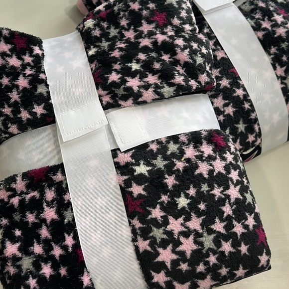 NEW 2 Pieces Plush Pants Sleep Set - Picture 4 of 11